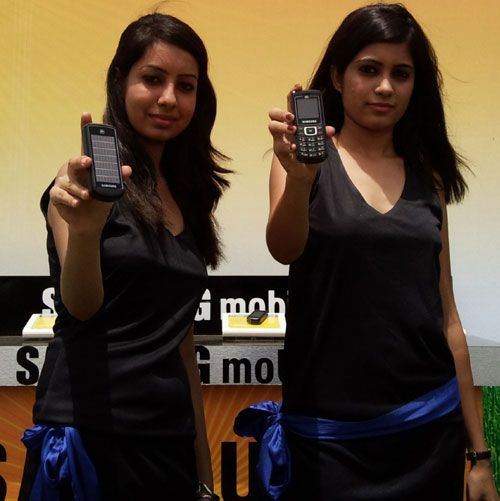 移动电源克星！三星的全球首款太阳能手机